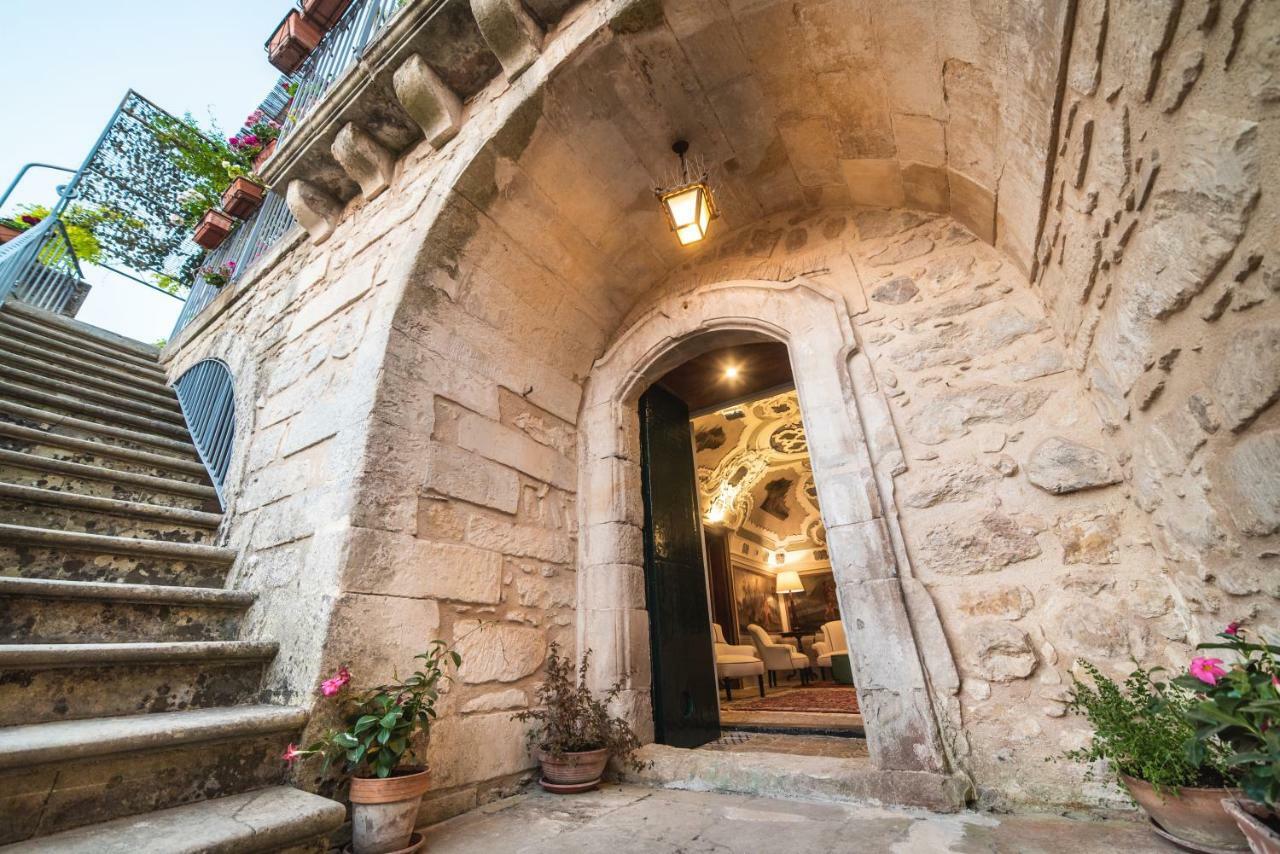 Baroni Giampiccolo Suite Ragusa Bagian luar foto